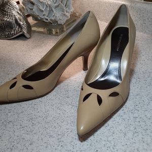 Worthington size 8 heels